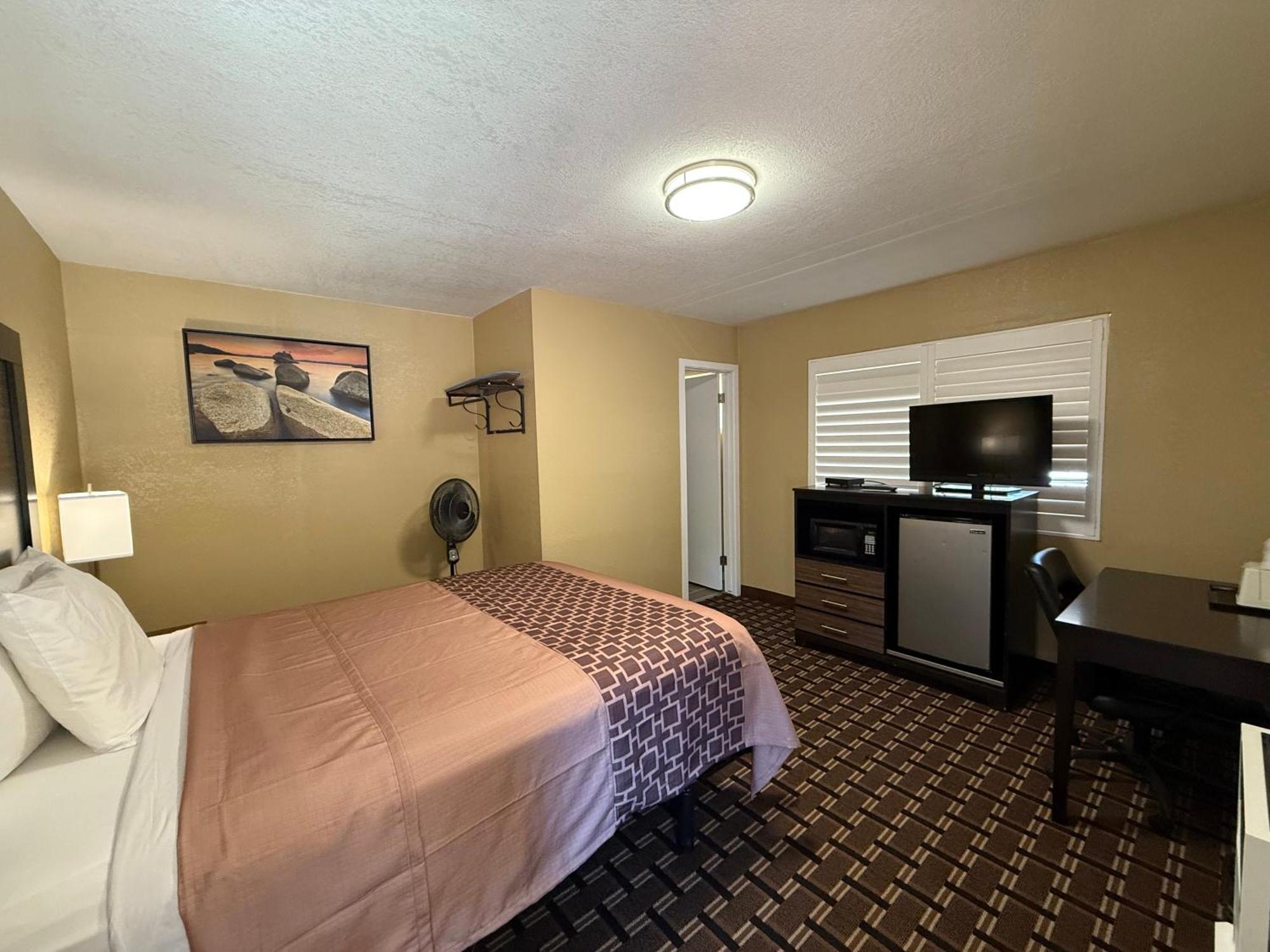 Pinewood Inn South Lake Tahoe Extérieur photo